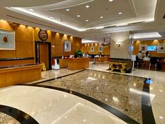 -深圳富苑皇冠假日套房酒店