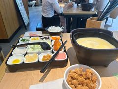 -阿香米线(凯德广场.1818店)