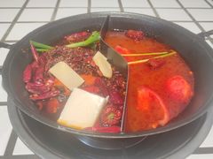 -贰回巷火锅馆(钟楼店)