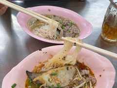 -榮泰米粉湯(Left Shop)