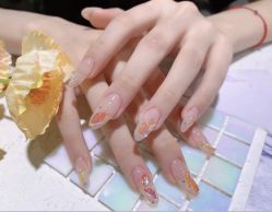 -兔猫ToMoreNails美甲美睫