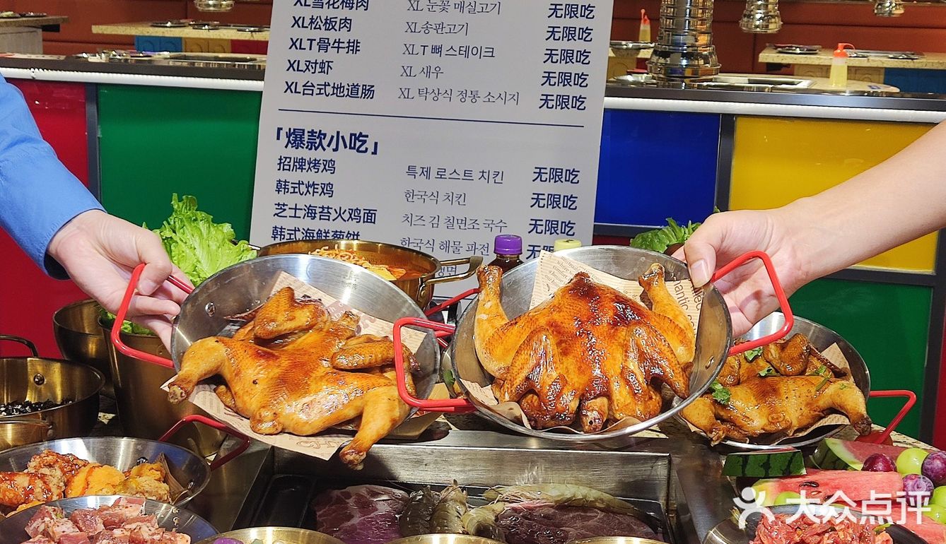 这家超级无限自助烤肉的含金量｜谁吃谁懂