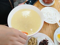 -德致祥云南过桥米线(云天小苑店)