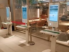 -老乡鸡(上海白玉兰广场店)