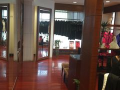 -宇翔服饰(双井桥东首城国际店)
