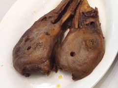 辣卤鸭头-辣螃铠盆盆蟹大排档(总店)