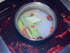 -二荆条·蜀鲜汇城市森林火锅