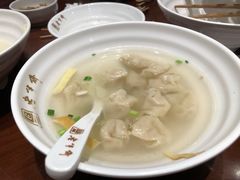 刀鱼馄饨-老半斋(福州路店)