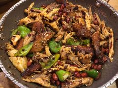 -吃饭皇帝大土家民族菜(正大广场店)