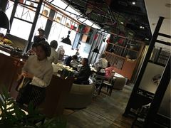 大堂-严厨老坛酸菜鱼(吴江万宝店)