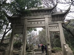 -灵岩山风景区