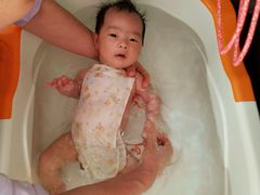 -葱妈母婴医护月嫂中心(浦东店)