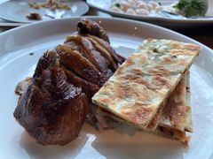 飘香樟茶鸭配黄金饼-上海小南国(正大店)