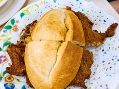 豬扒包-喜莲咖啡