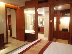 -汕尾巴黎半岛酒店