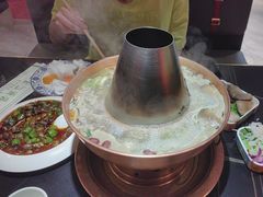 -京悦南门涮羊肉·羊蝎子火锅(田林路店)