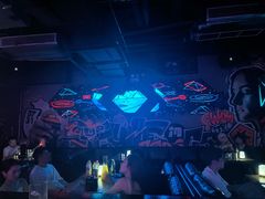 -UP嘻哈酒吧(粉巢店)