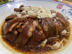 金牌蒜香牛舌-老刘私厨猪脚饭