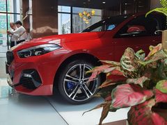 -宁波宝信宝马4S店(江北日湖店)