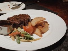炭烤菲力牛排佐黑胡椒汁-秀·爱尔兰餐吧(上海路店)