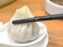 蟹粉鲜肉小笼8只-莱莱小笼·乔艾