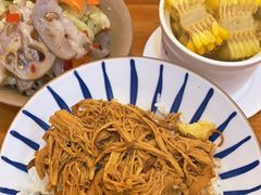-红猪卤肉饭(大西洋美食城店)