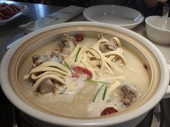 -小骨煲金华砂锅(转塘金街美地店)