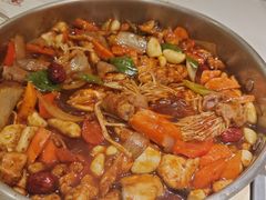 -黄记煌三汁焖锅(新佳丽江汉路店)