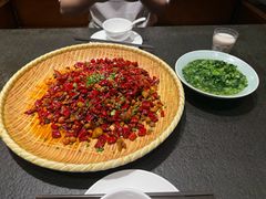 -万重锦·人文川菜馆(骡马市店)