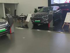 -弘仁宝佳比亚迪4S店(宝山旗舰店)