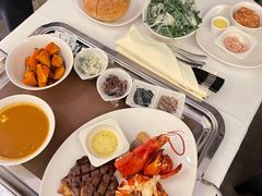 -恰餐厅及酒吧 CHAR Bar & Grill (北京丽都皇冠假日店)