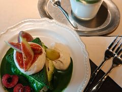 -luutosa  cafe & tea 鹿兔山