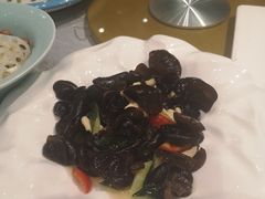 -伊和园清真餐饮