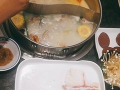 -江小渔鲜鱼火锅(西二道街店)
