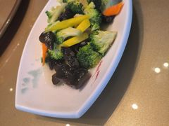 -新粤新疆菜清真餐厅(拱北店)