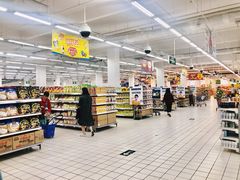 -沃尔玛(前山店)