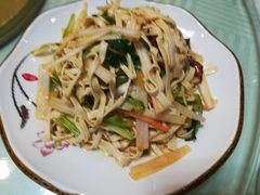 炝拌豆腐皮-美达尔烧烤海鲜家常菜(泰山路店)