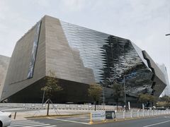 -深圳市当代艺术与城市规划馆