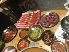 -姜虎东白丁烤肉(虹桥天地店)