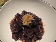 -八府香鸭·啫啫煲(华山路店)