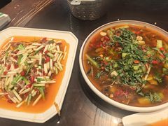 -三叔特色自贡菜(中海国际店)