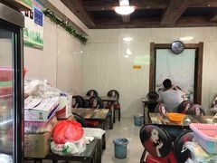 大堂-小白房辣焙子(西落凤街店)