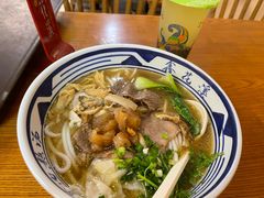-鑫花溪牛肉米粉(凤凰街创始总店)