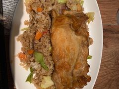 -玛格萝妮(汇智国际商业中心店)