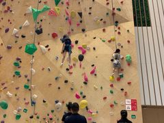 -ROCKPLUS攀岩馆(环宇城店)