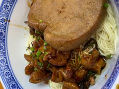 -沪西老弄堂面馆(定西路店)