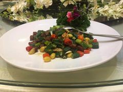 -顺峰海鲜酒楼(省府店)