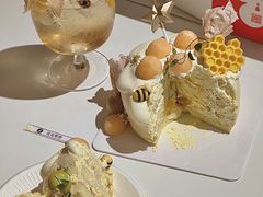 -花花卷卷·鲜食蛋糕(静安久光百货店)