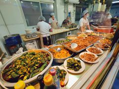 自助取餐区-王三姑牛肉饼