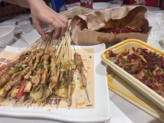 -老街烧烤大排档·地道湖北菜·龙虾馆(汉口火车站店)